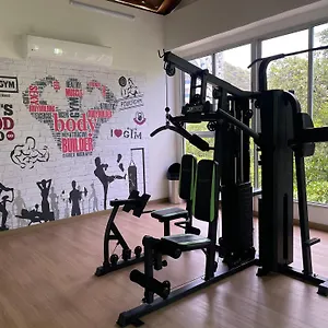 https://espectacular-apartamento-en-con-salida-al-mar.santamartahotels.net