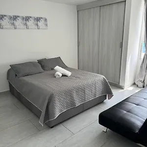 Hermoso Vista Al Mar El Laguito Apartamento